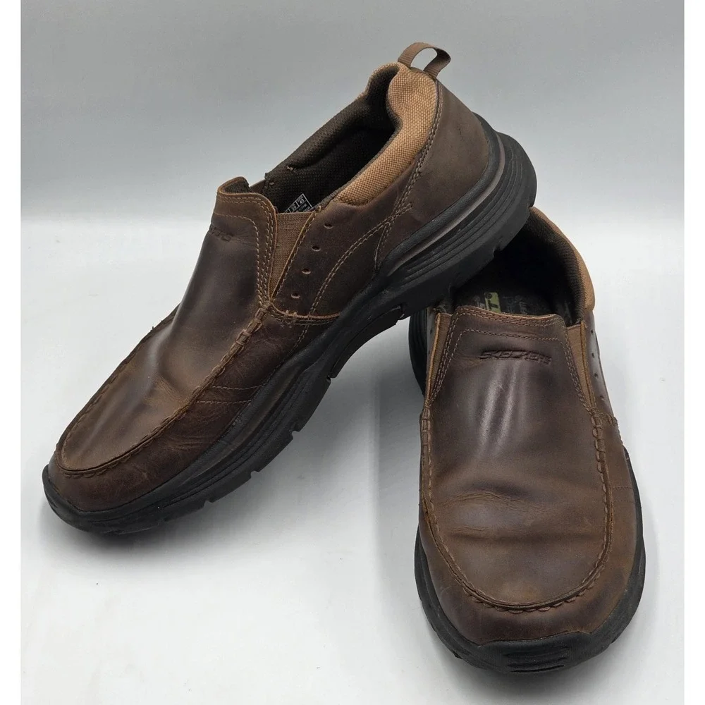 Skechers relaxed fit